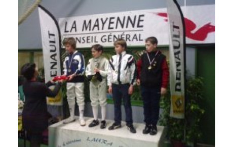 LAVAL 2011 - ADRIEN sur le podium !